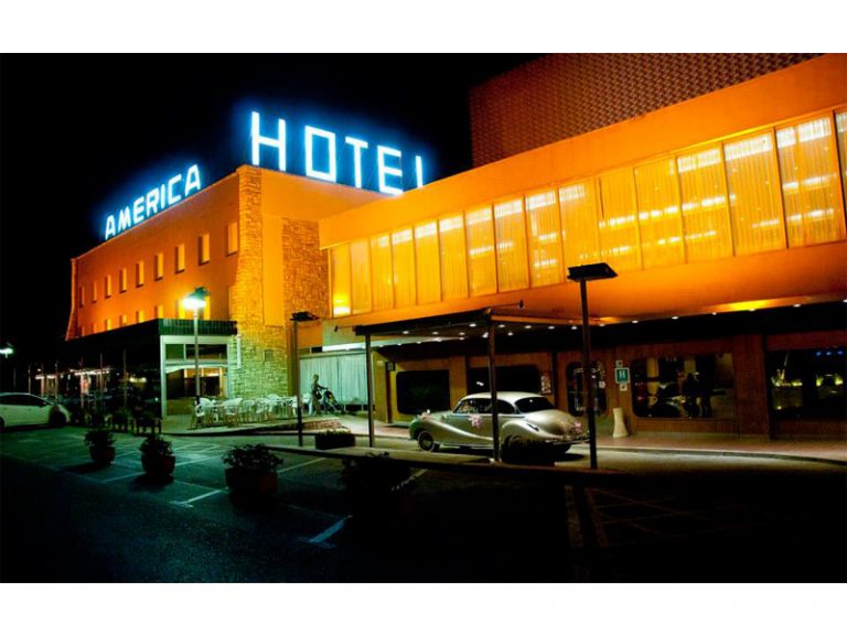 Hotel América