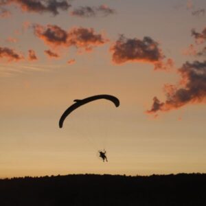 Viu l’emoció de volar amb SkyCrew Parapent