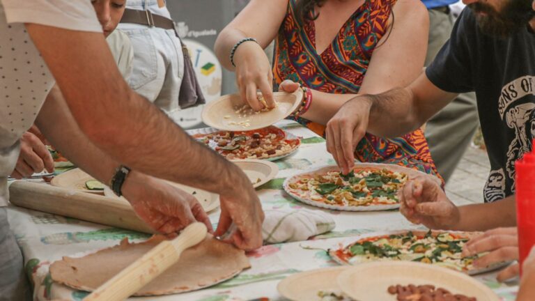 Taller de cuina amb plantes oblidades 